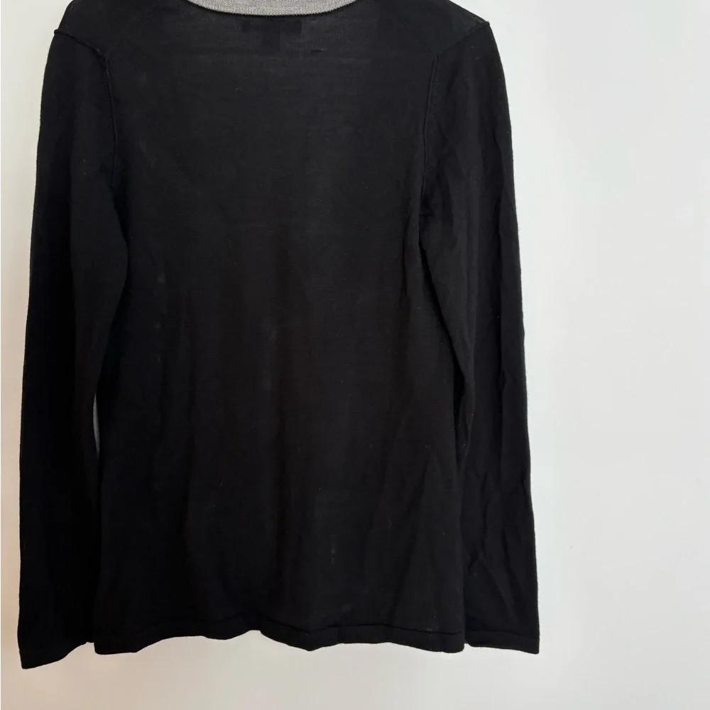 Banana Republic Women's Black Cardigan with Gray Accents - Picture 3 of 4